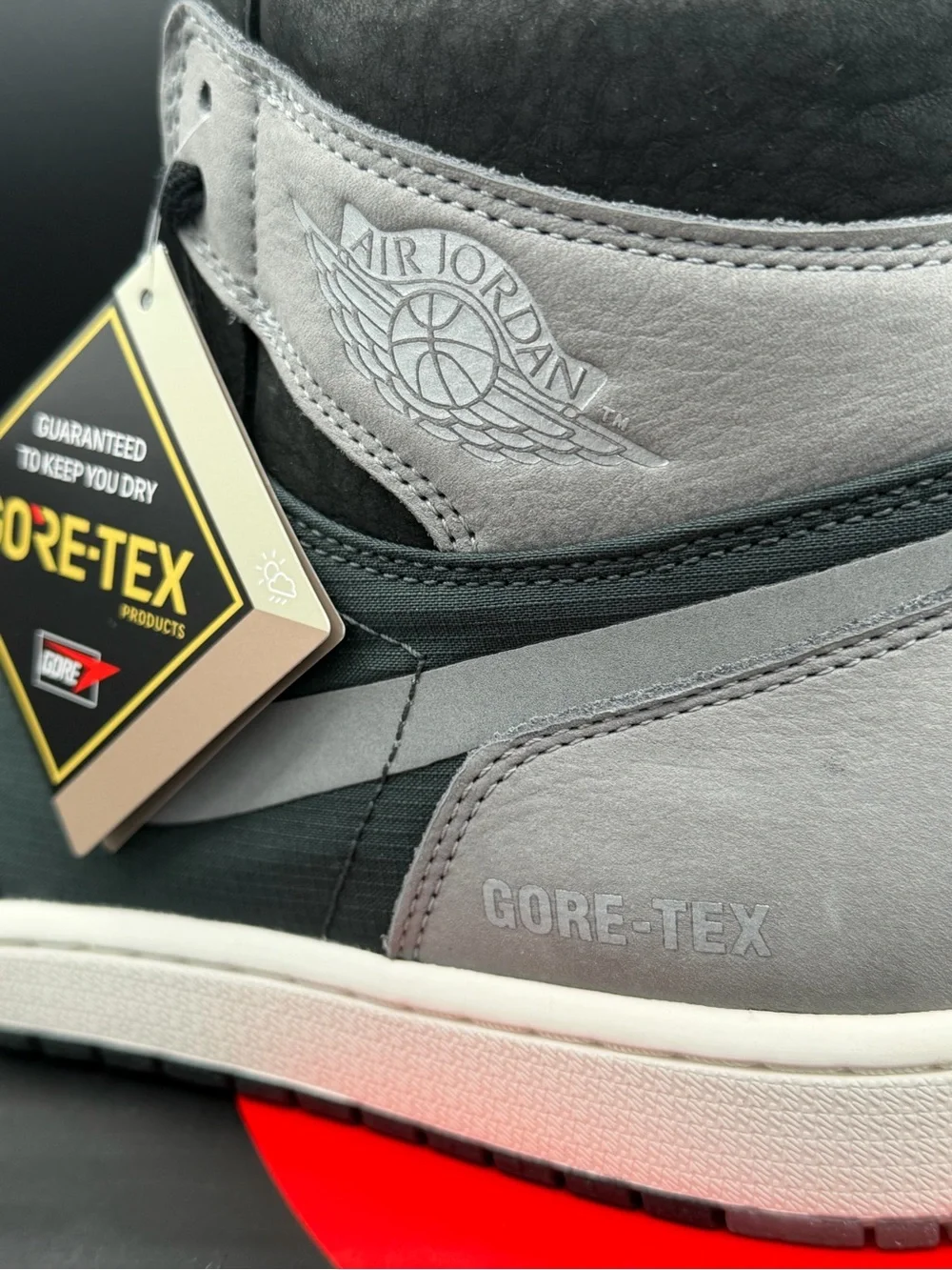 Nike Air Jordan 1 Mid GORE-TEX - Black/Gray/Green